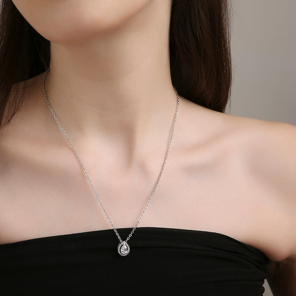 Pear Halo Set